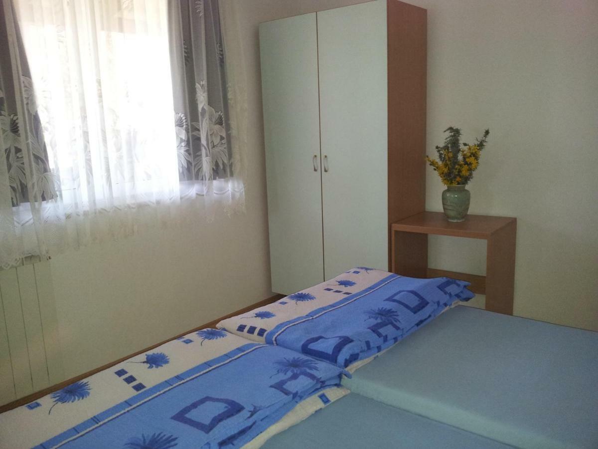 Apartments Ghedas Πόρετς Εξωτερικό φωτογραφία